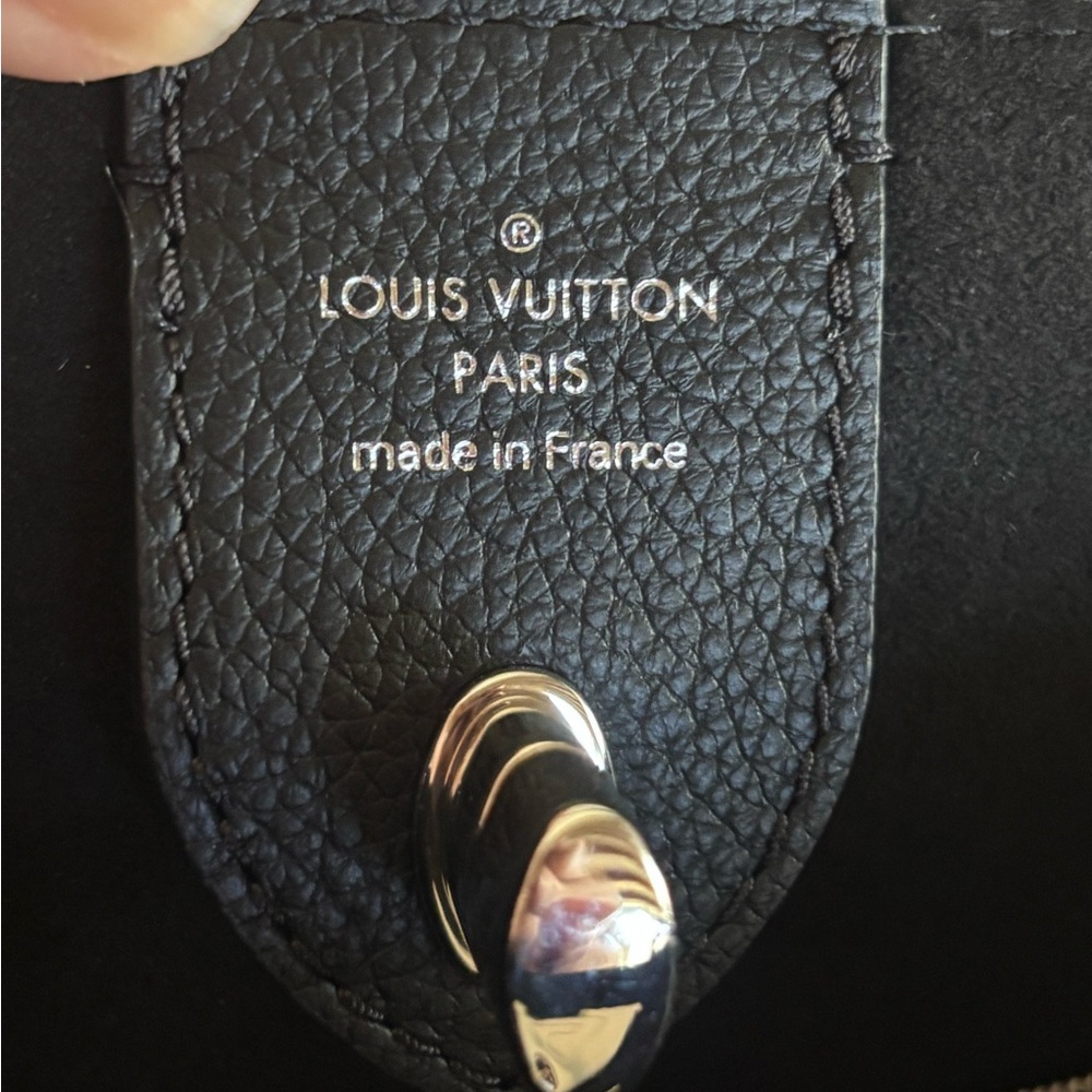 Louis Vuitton Black Leather Tote - Picture 9 of 14